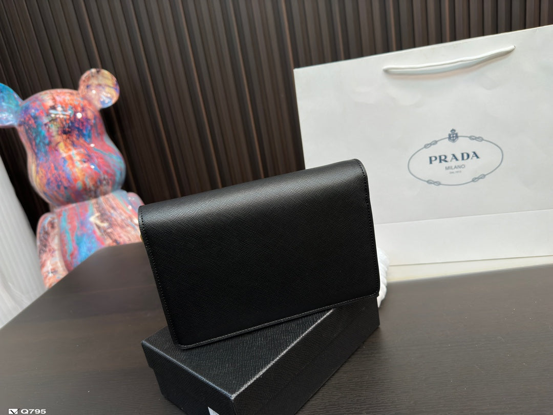 PRADA BAG-090
