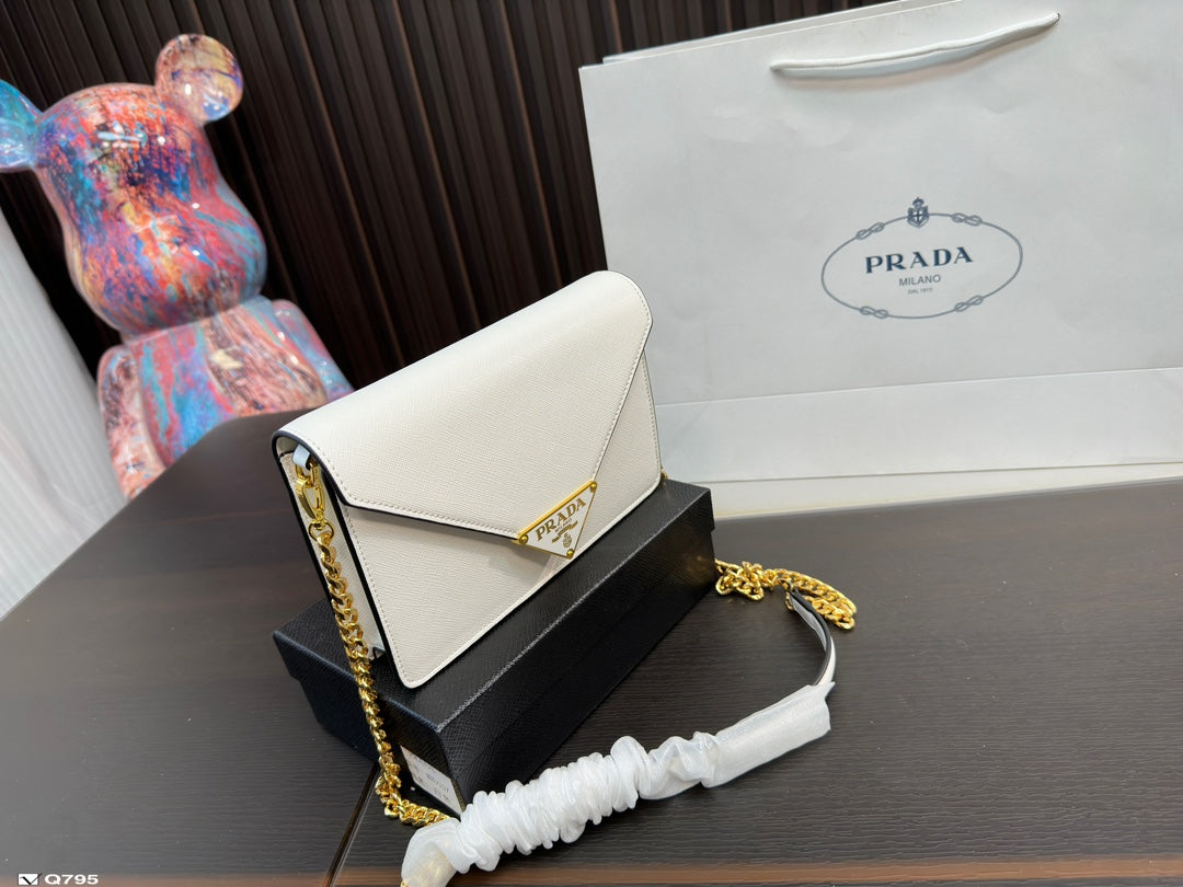 PRADA BAG-091