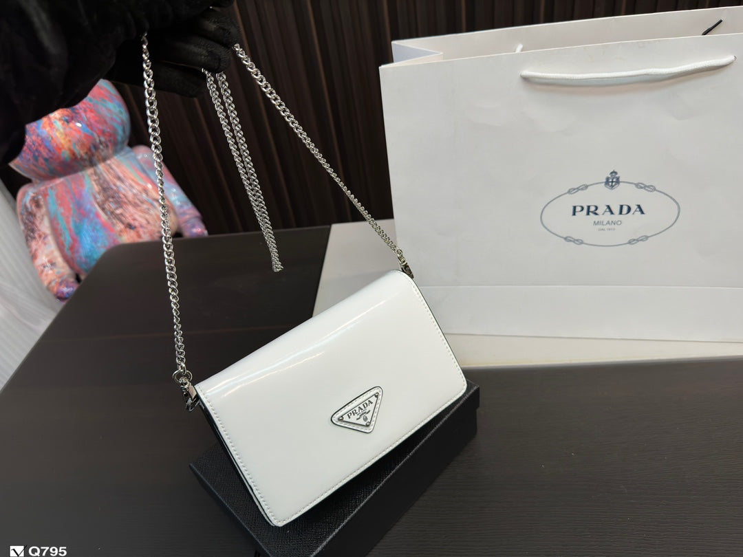 PRADA BAG-092