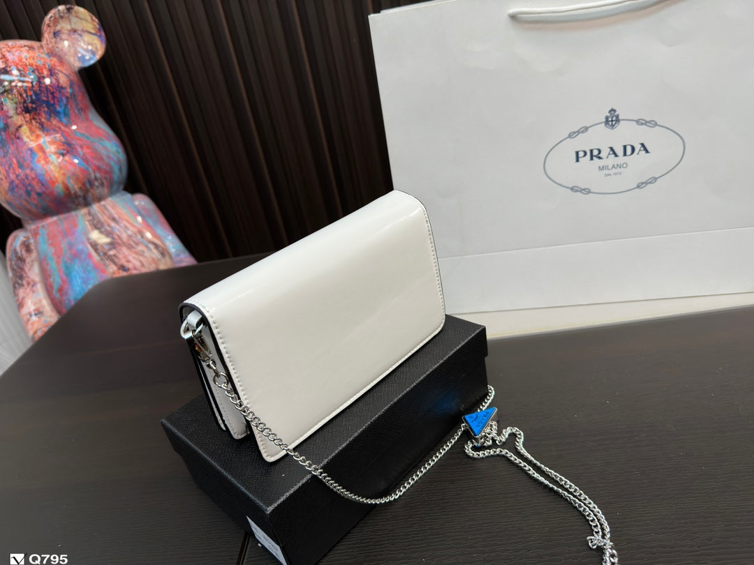PRADA BAG-092