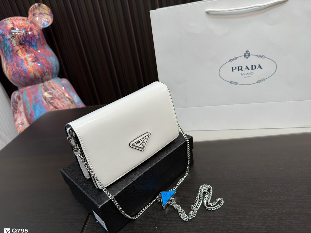 PRADA BAG-093