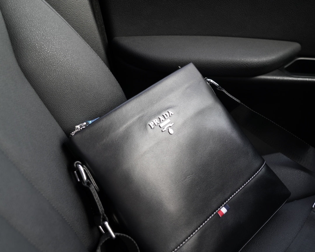 PRADA BAG-096