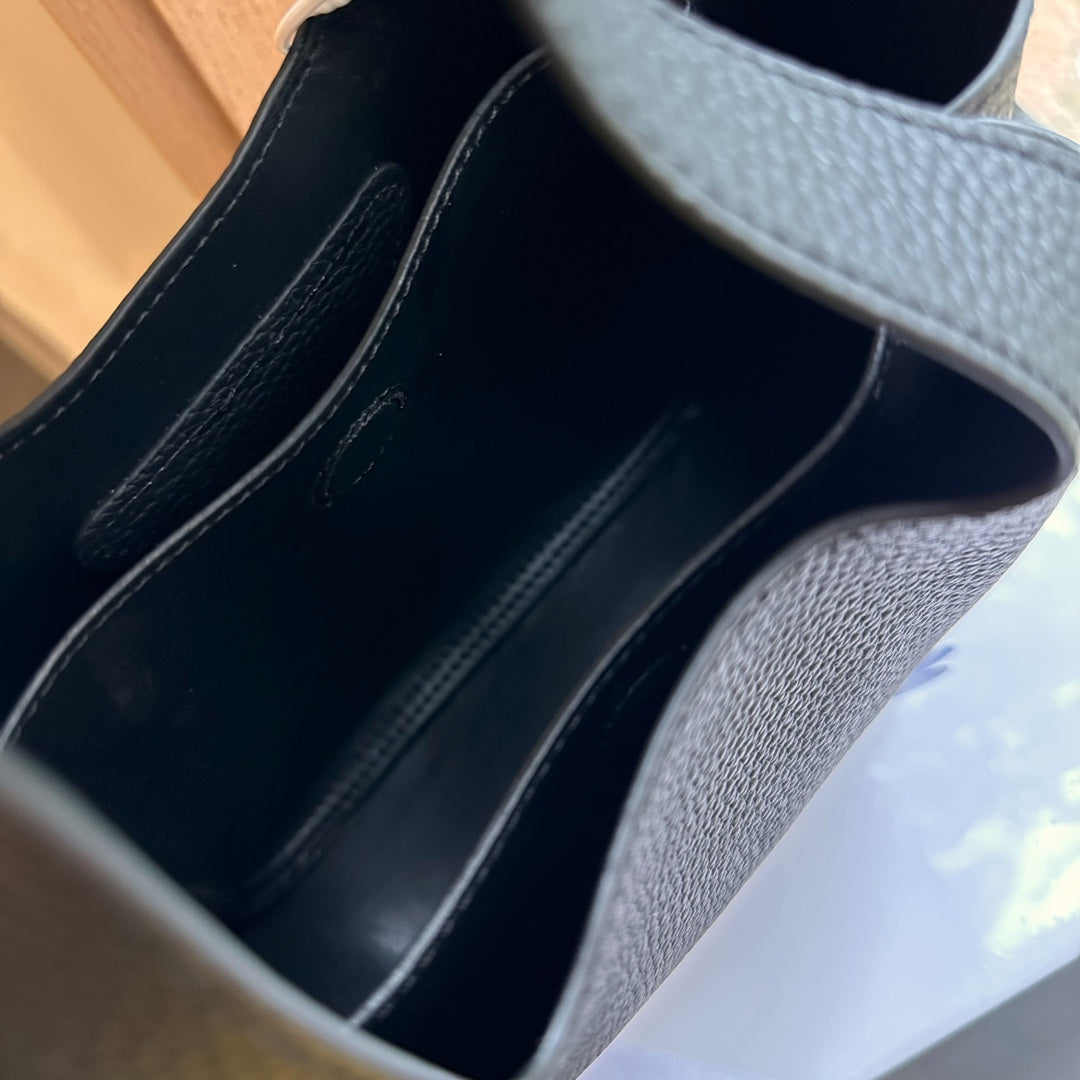 PRADA BAG-109