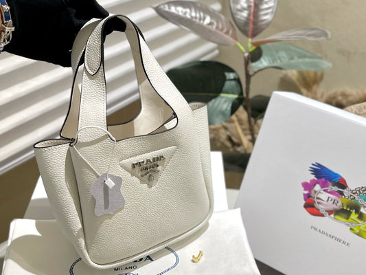 PRADA BAG-123