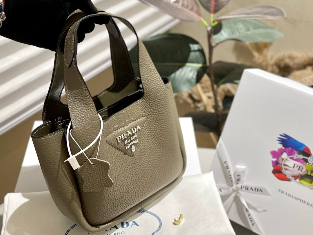 PRADA BAG-123