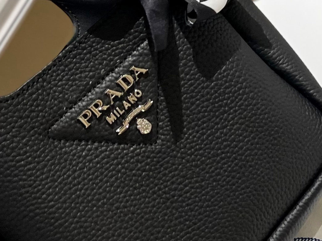PRADA BAG-124