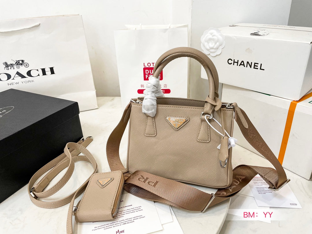 PRADA BAG-139