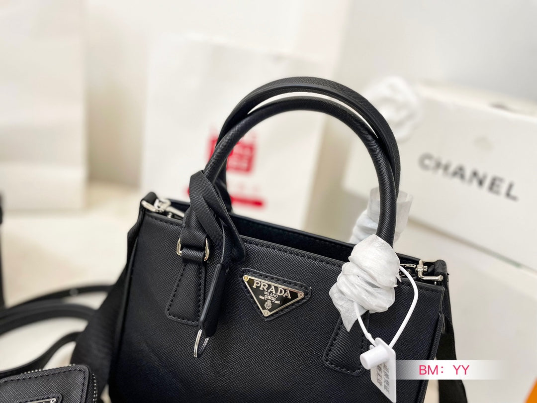 PRADA BAG-140