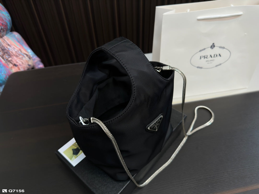PRADA BAG-181
