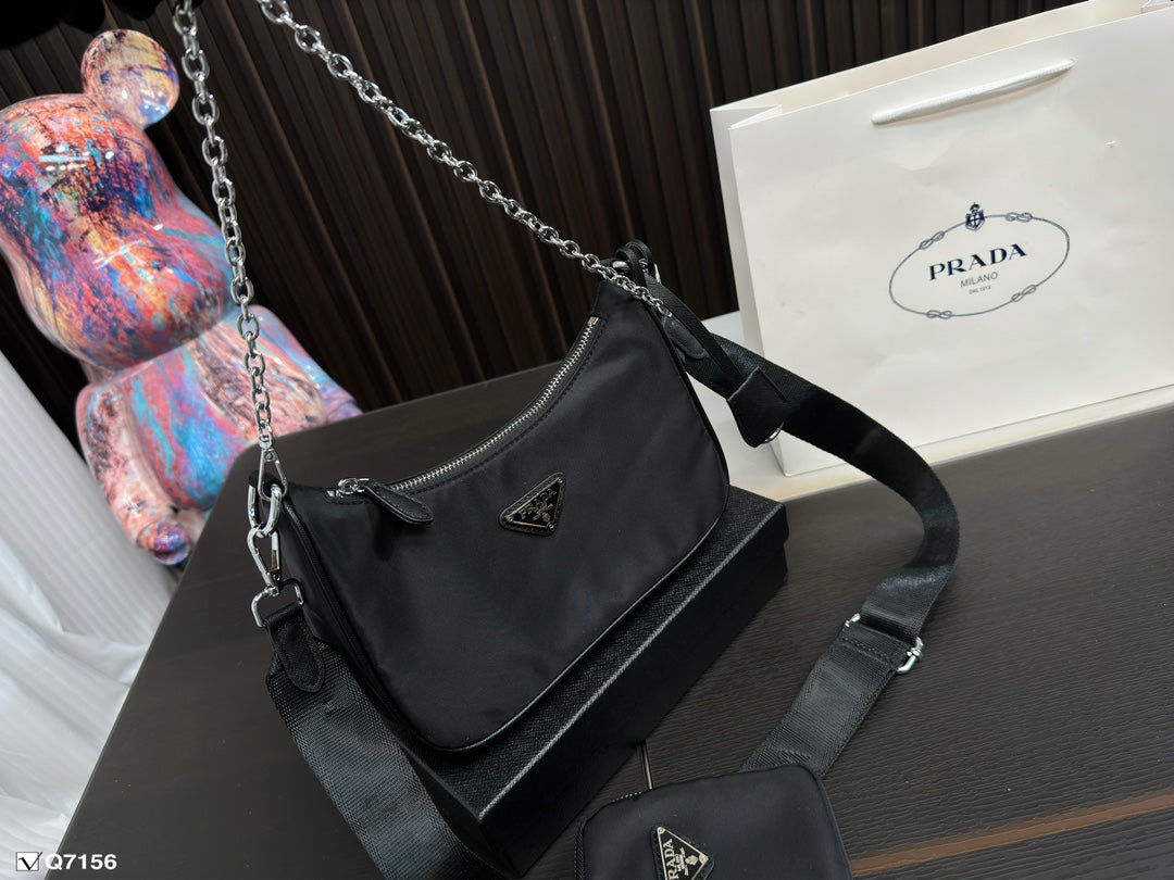 PRADA BAG-182