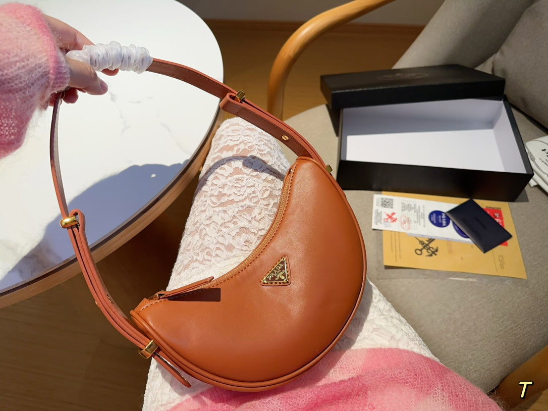 PRADA BAG-185
