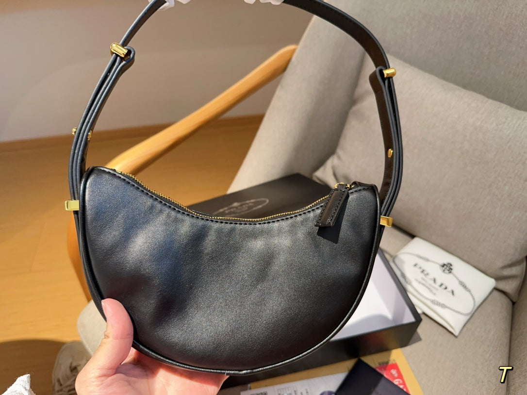 PRADA BAG-186