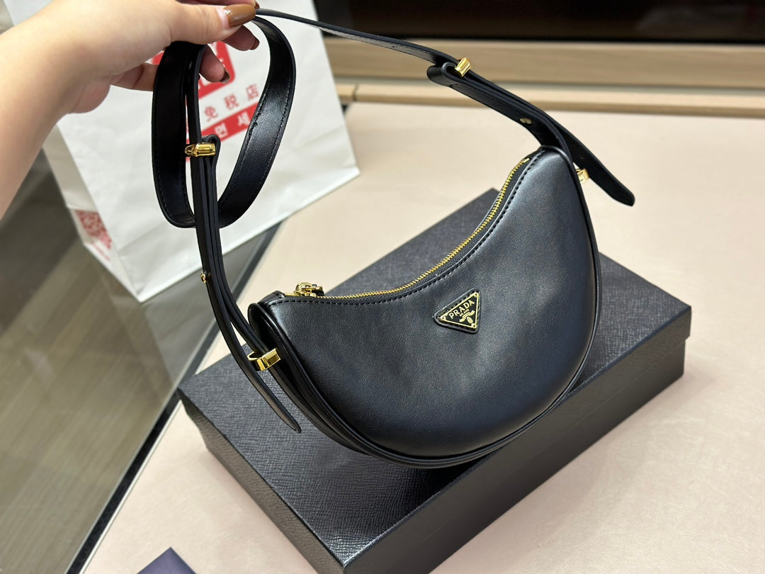PRADA BAG-193