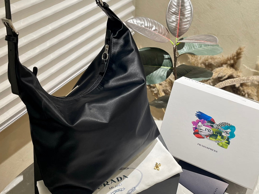 PRADA BAG-202