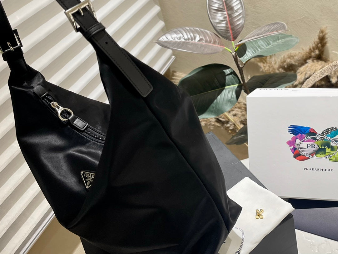 PRADA BAG-202