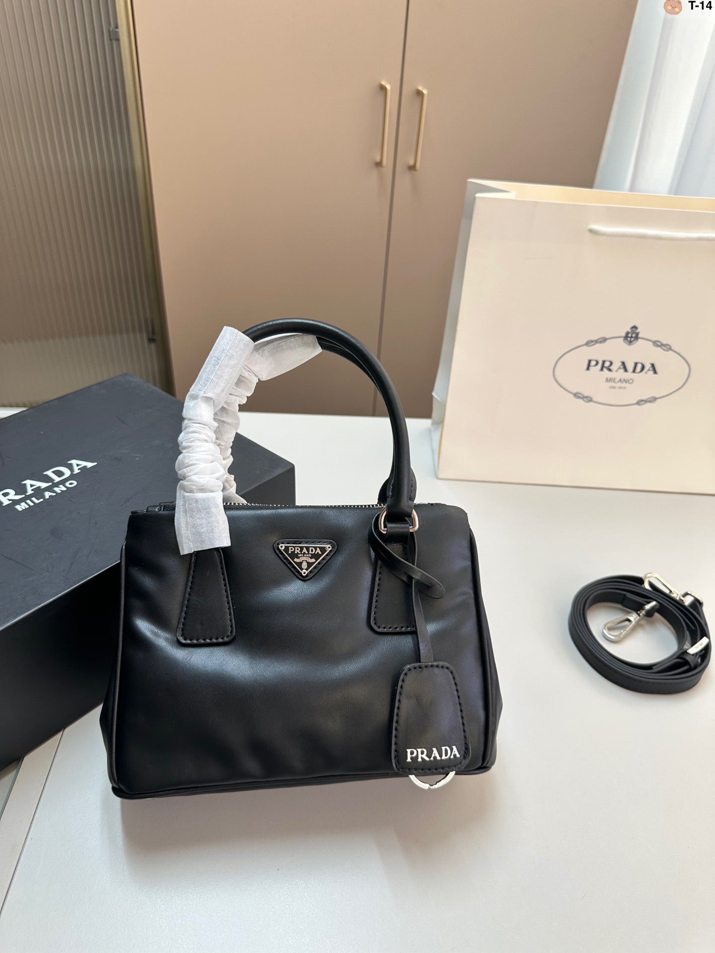 PRADA BAG-207