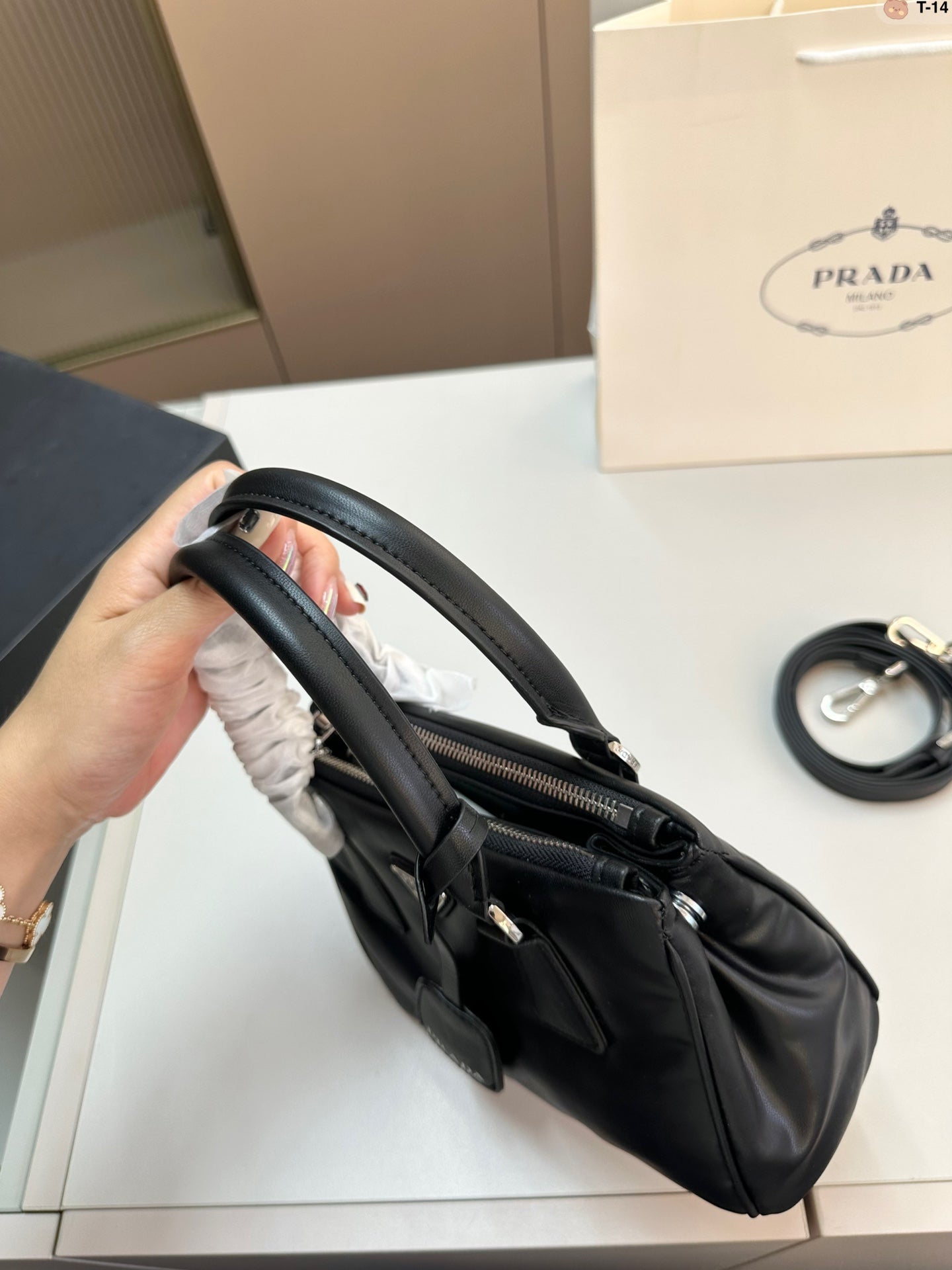 PRADA BAG-207