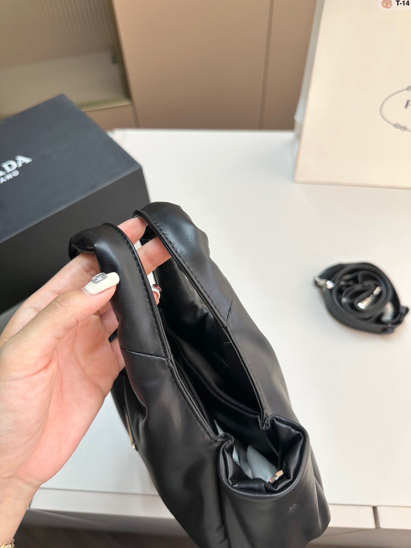 PRADA BAG-211