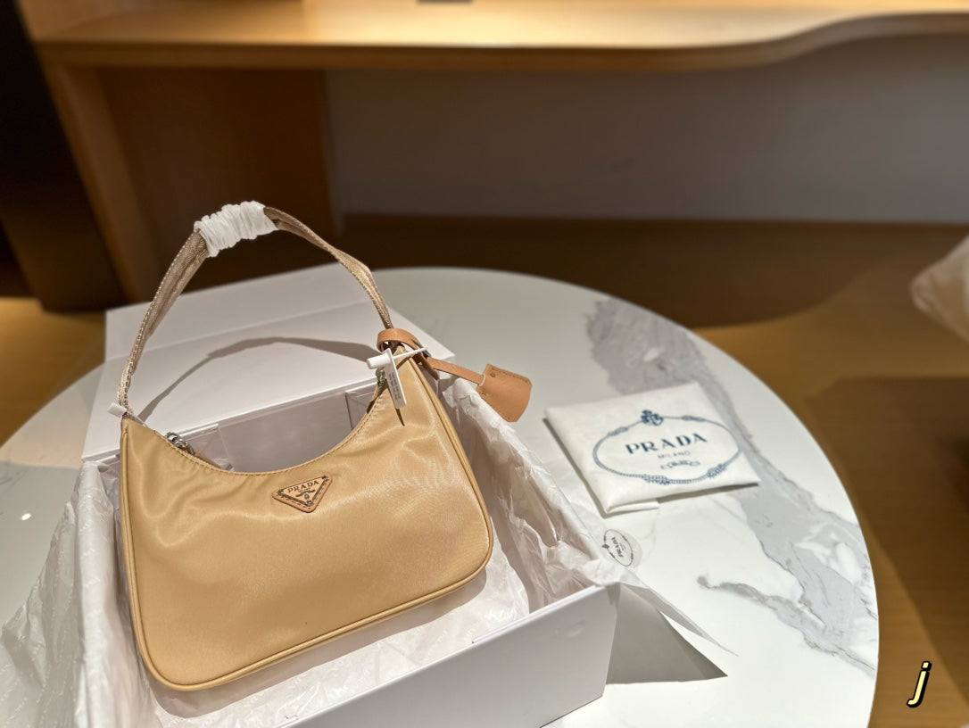 PRADA BAG-226