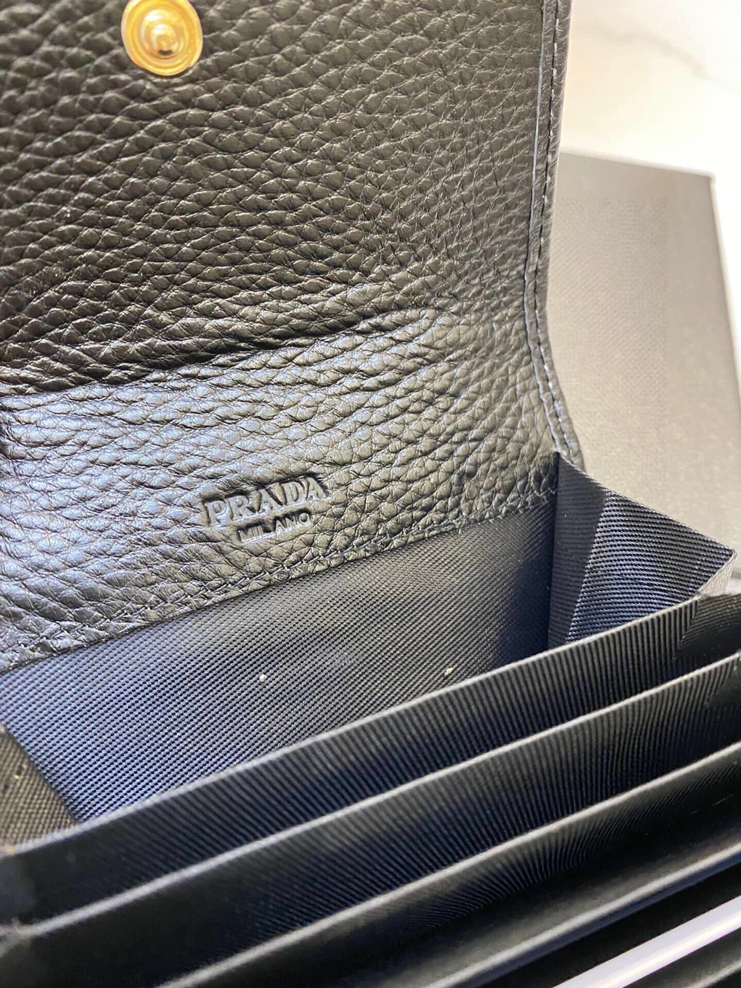 PRADA BAG-231