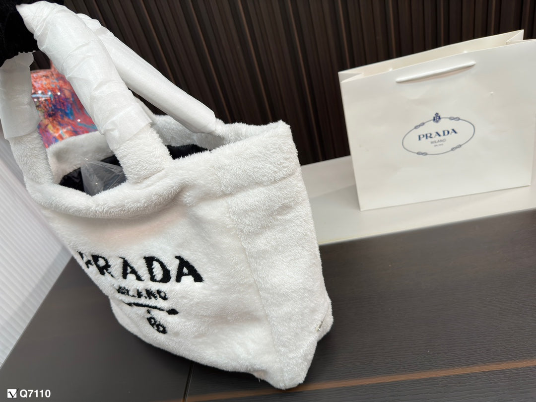 PRADA BAG-237