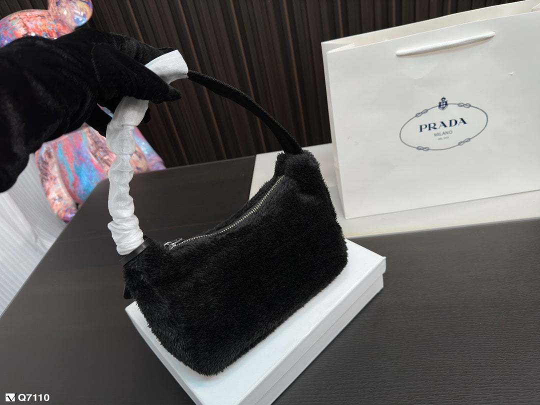 PRADA BAG-239