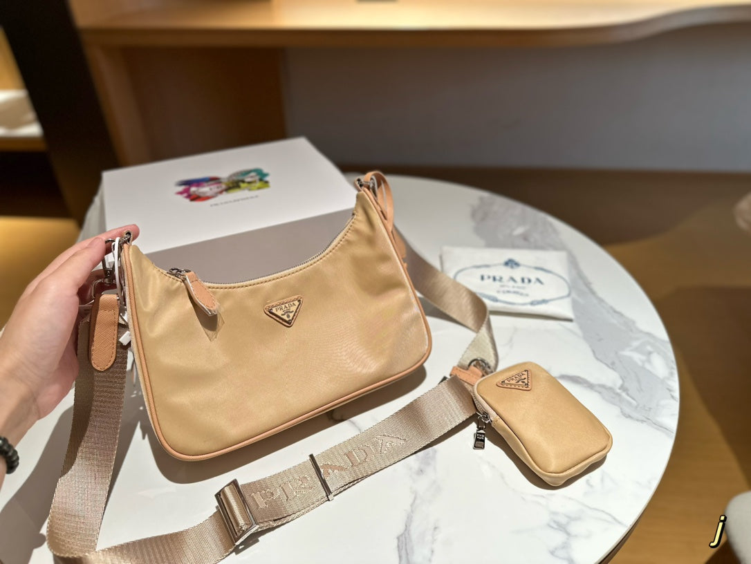 PRADA BAG-242