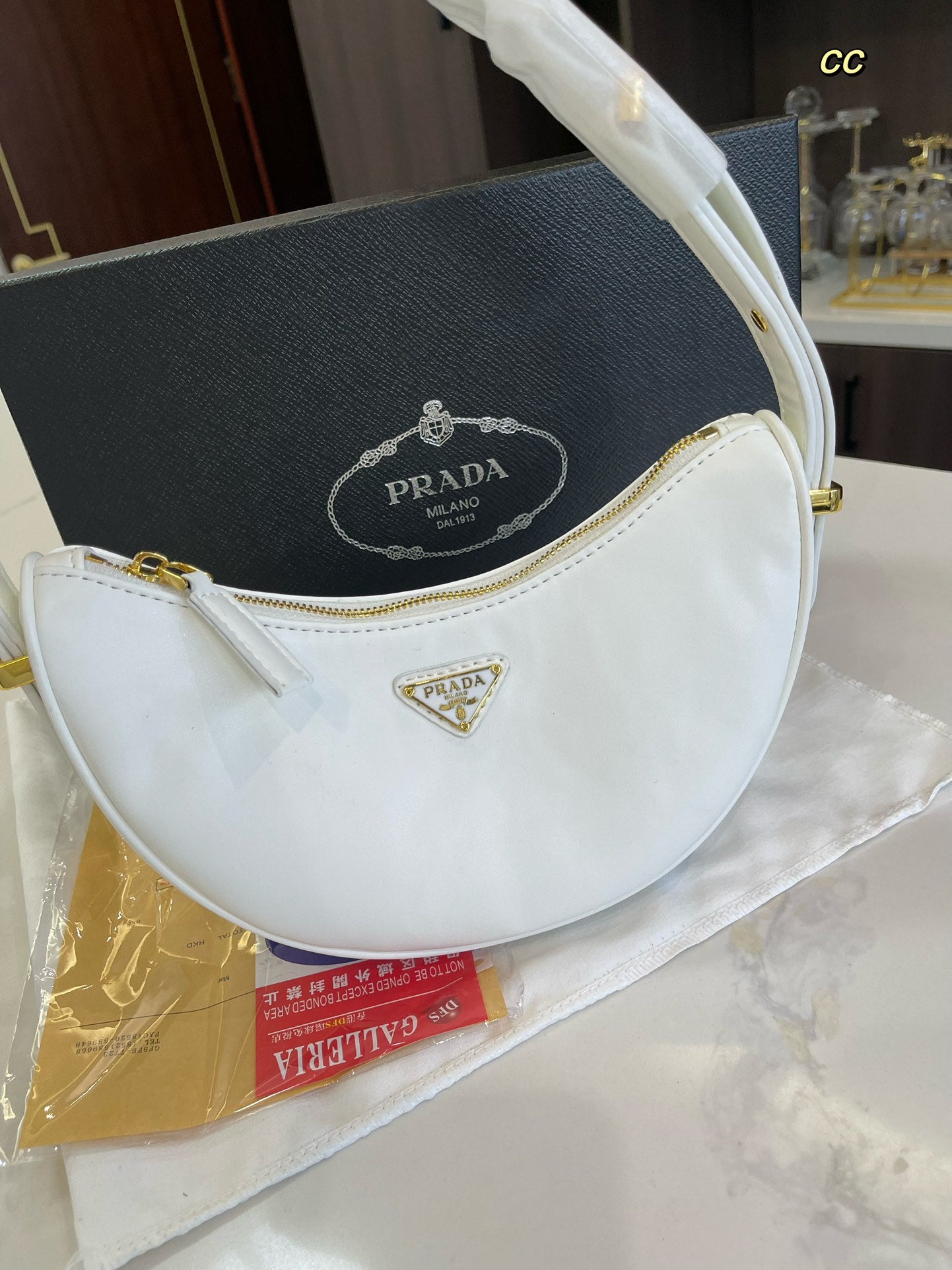 PRADA BAG-250