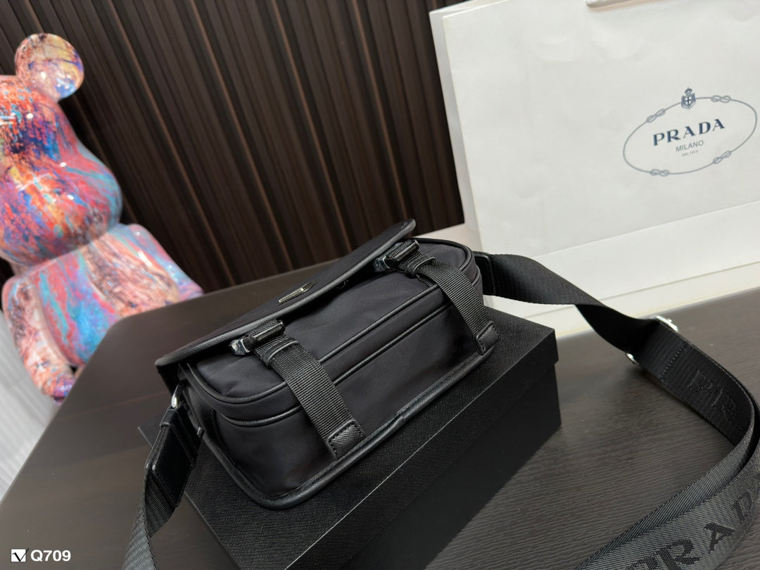 PRADA BAG-352