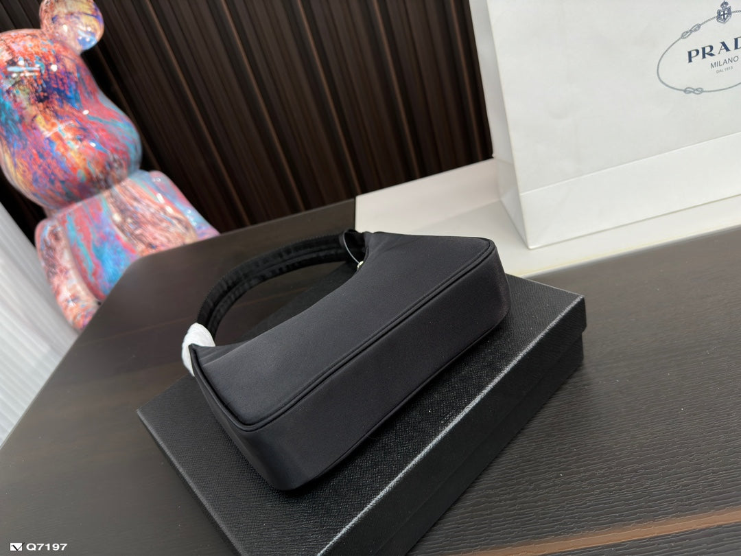 PRADA BAG-357