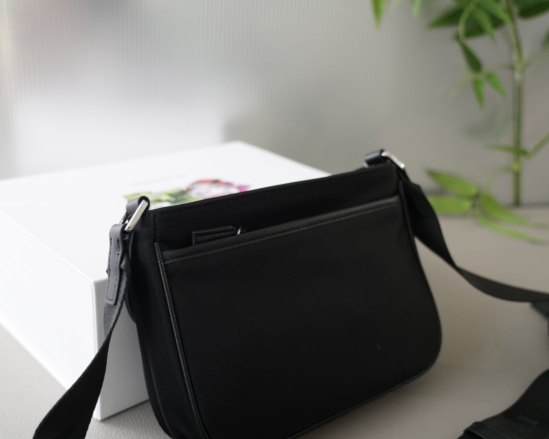 PRADA BAG-371
