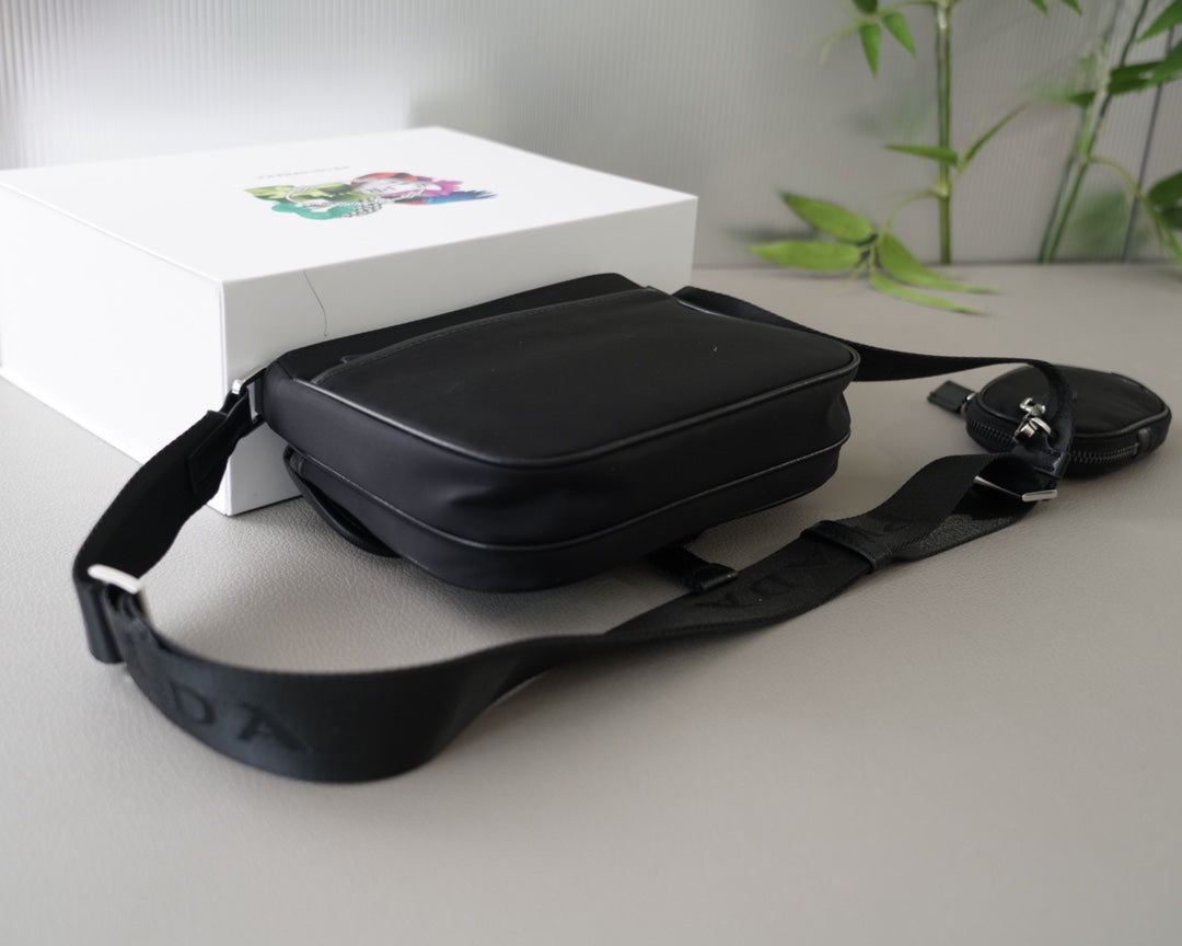 PRADA BAG-371