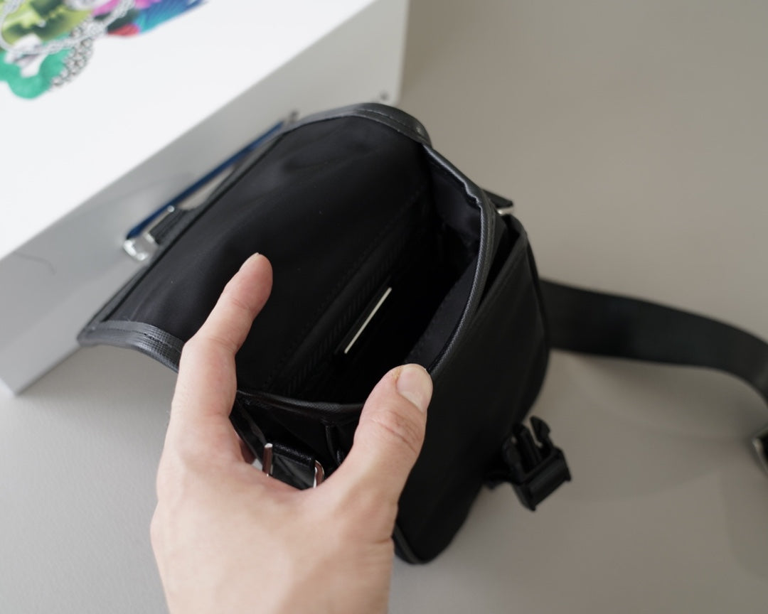 PRADA BAG-372