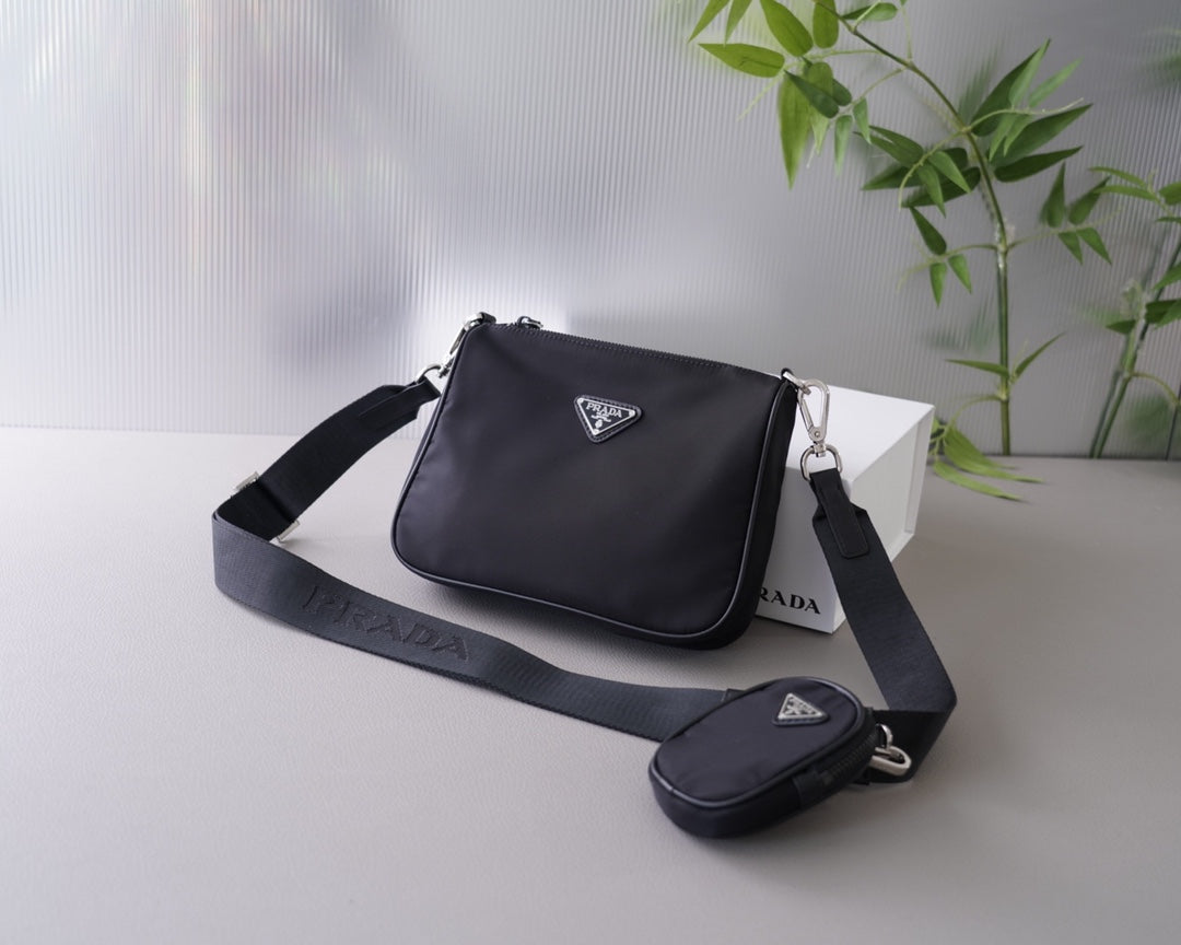 PRADA BAG-373
