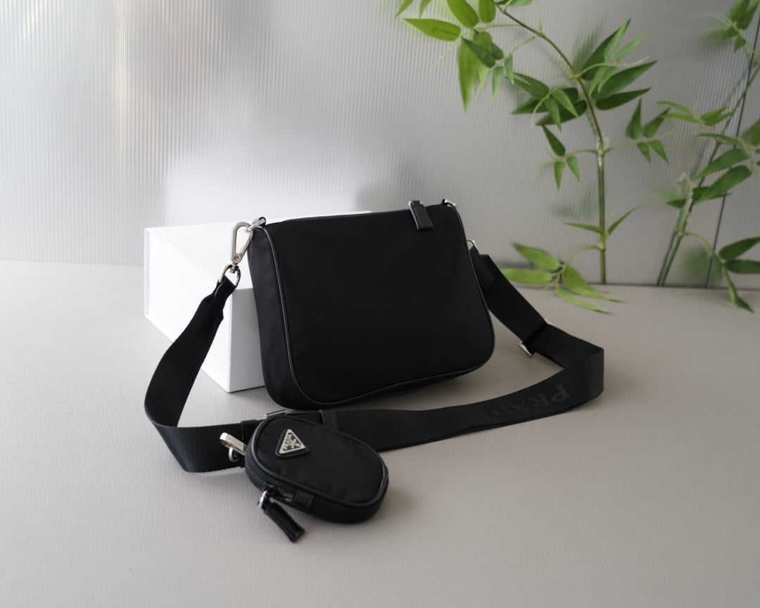 PRADA BAG-373
