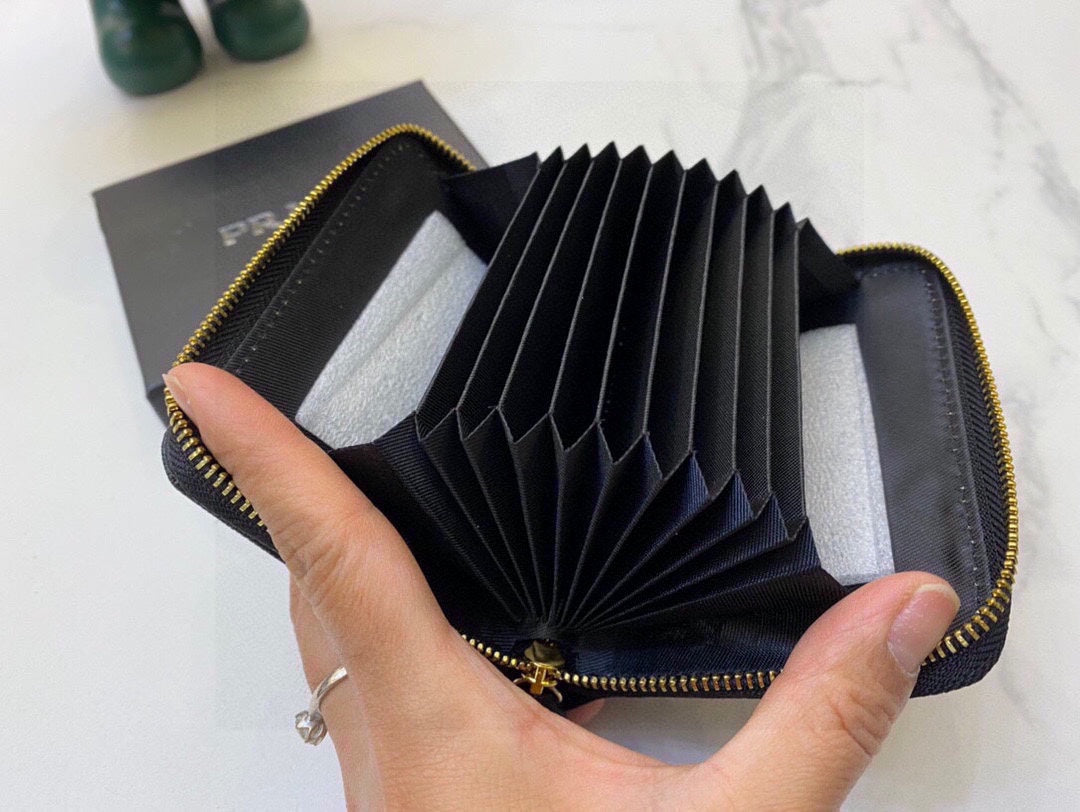 PRADA BAG-377