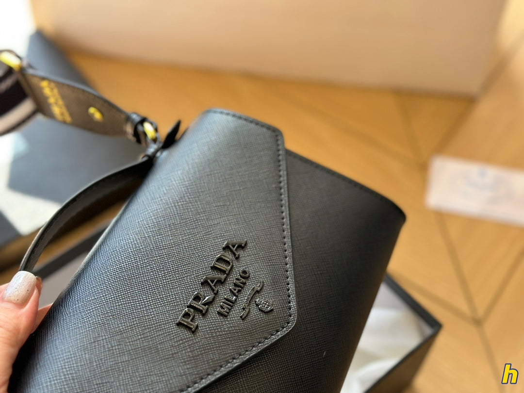 PRADA BAG-381