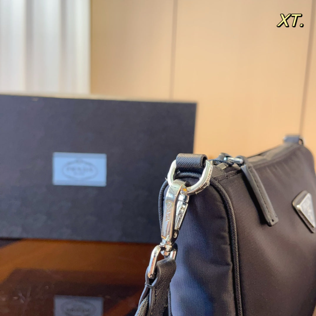 PRADA BAG-390