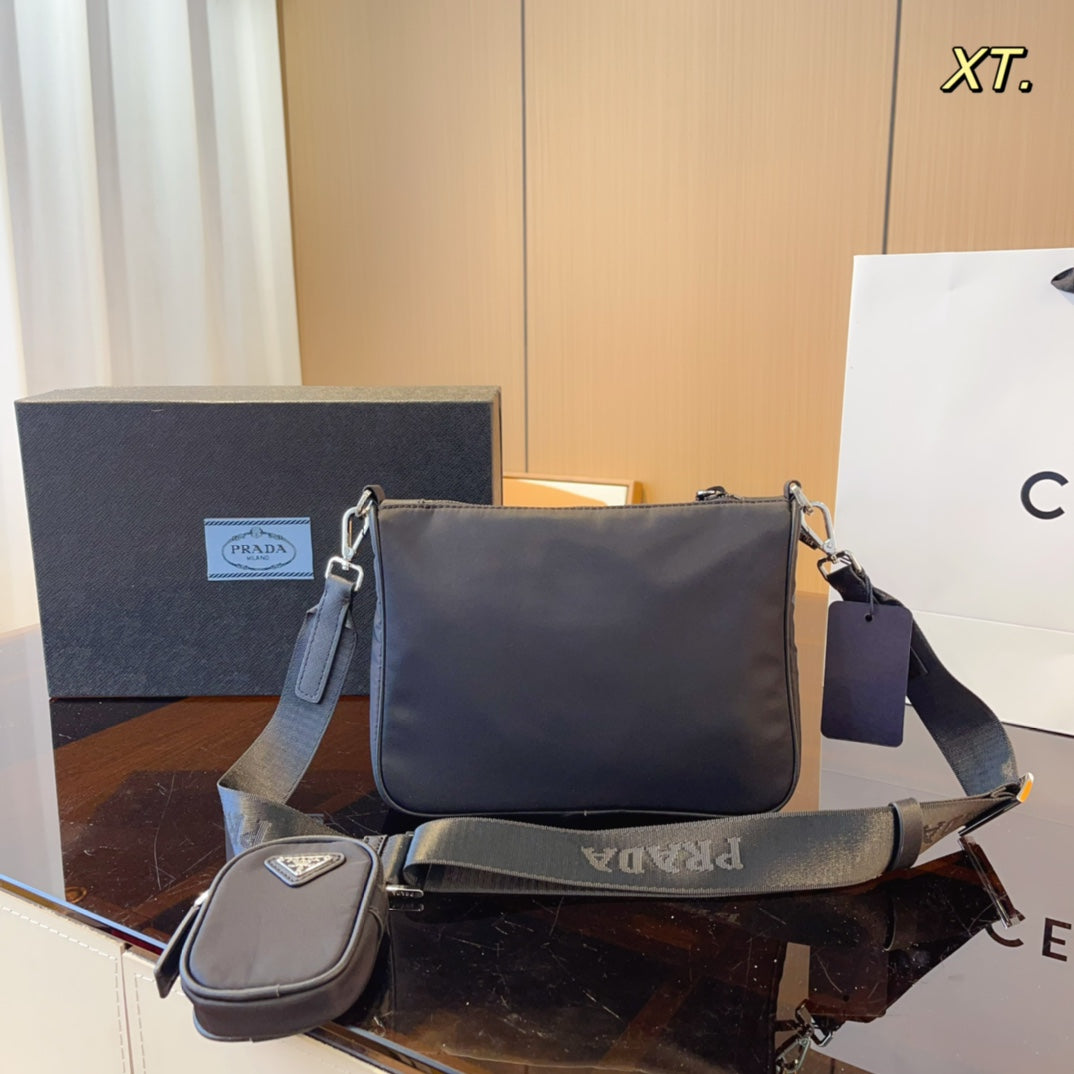 PRADA BAG-390