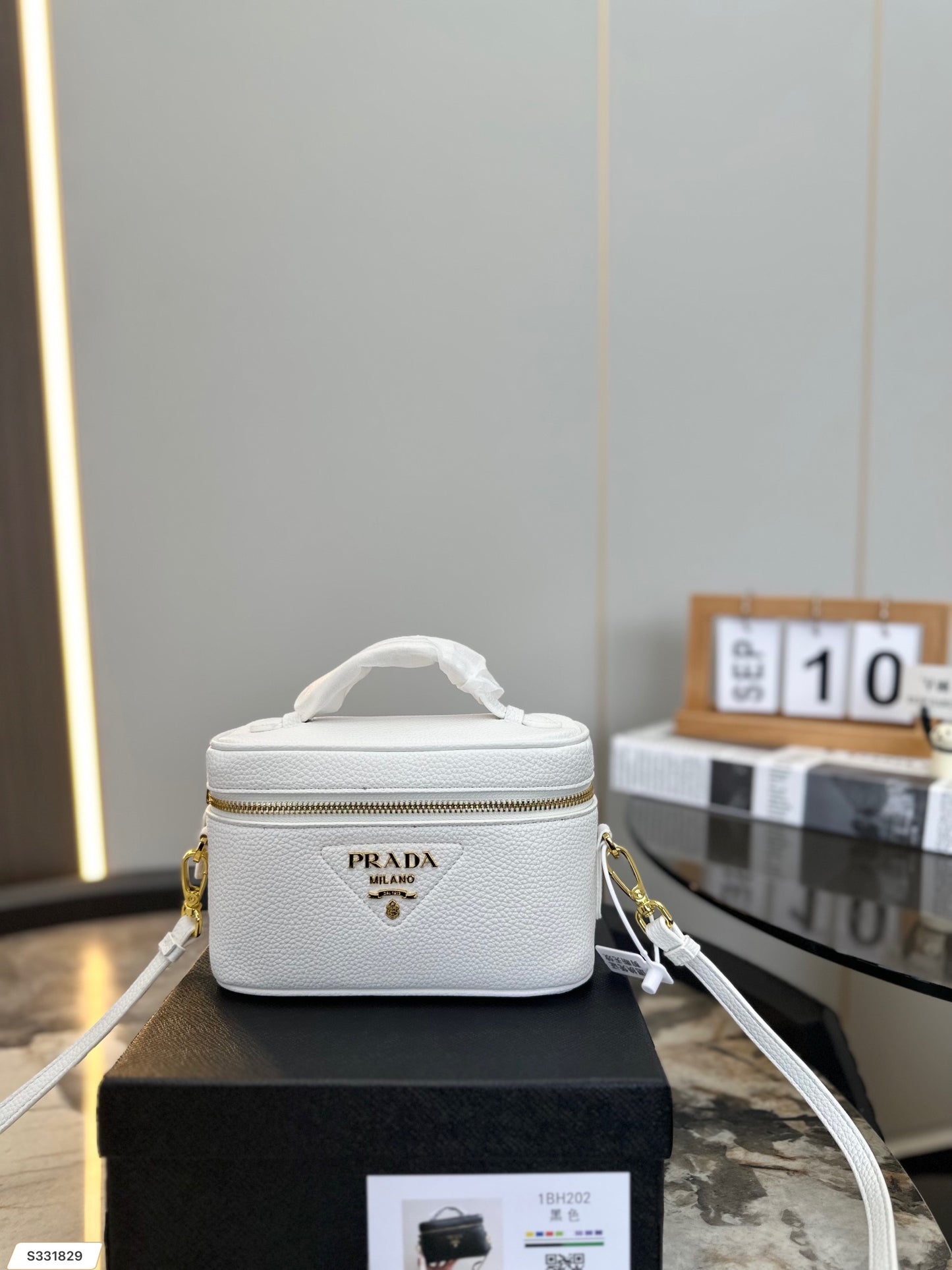 PRADA BAG-495