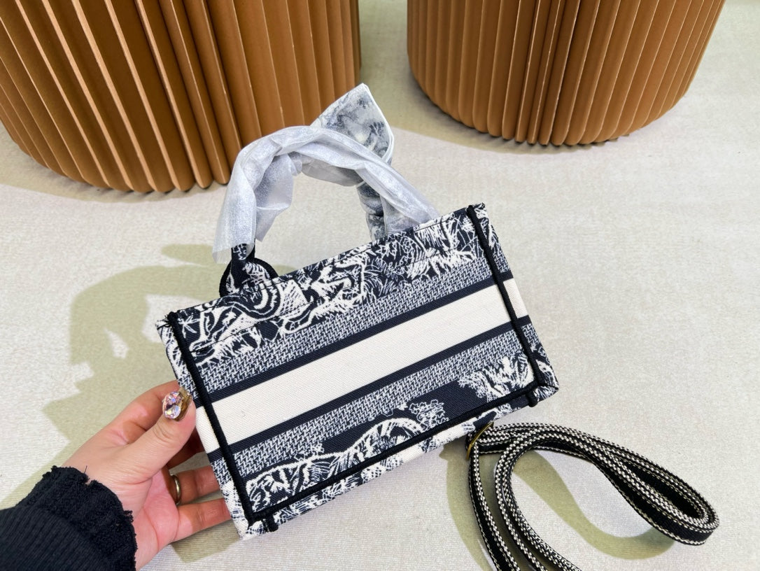 DIOR-456