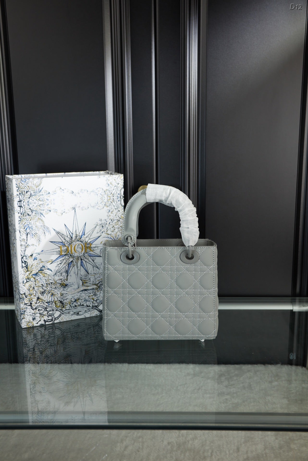 DIOR-575