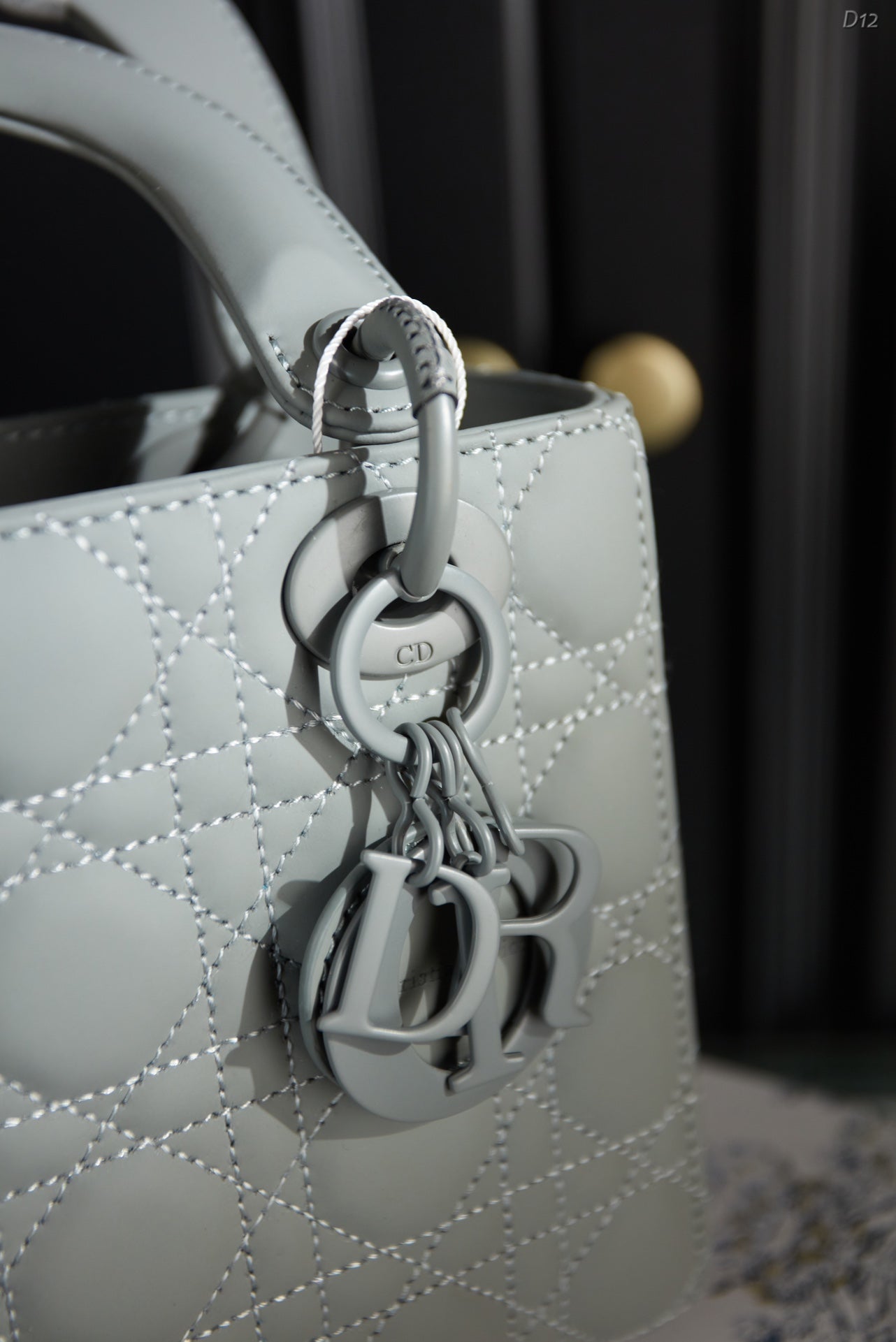 DIOR-580