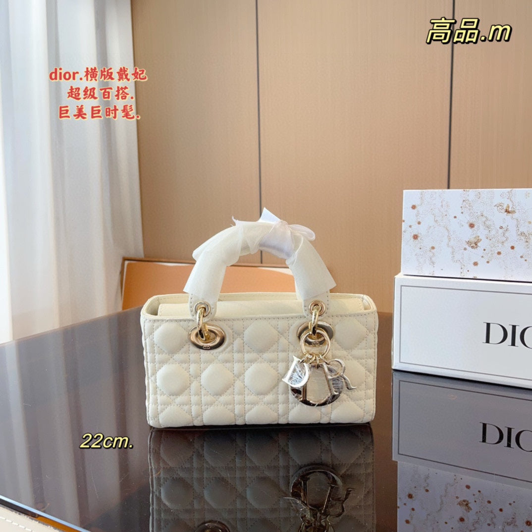 DIOR-640