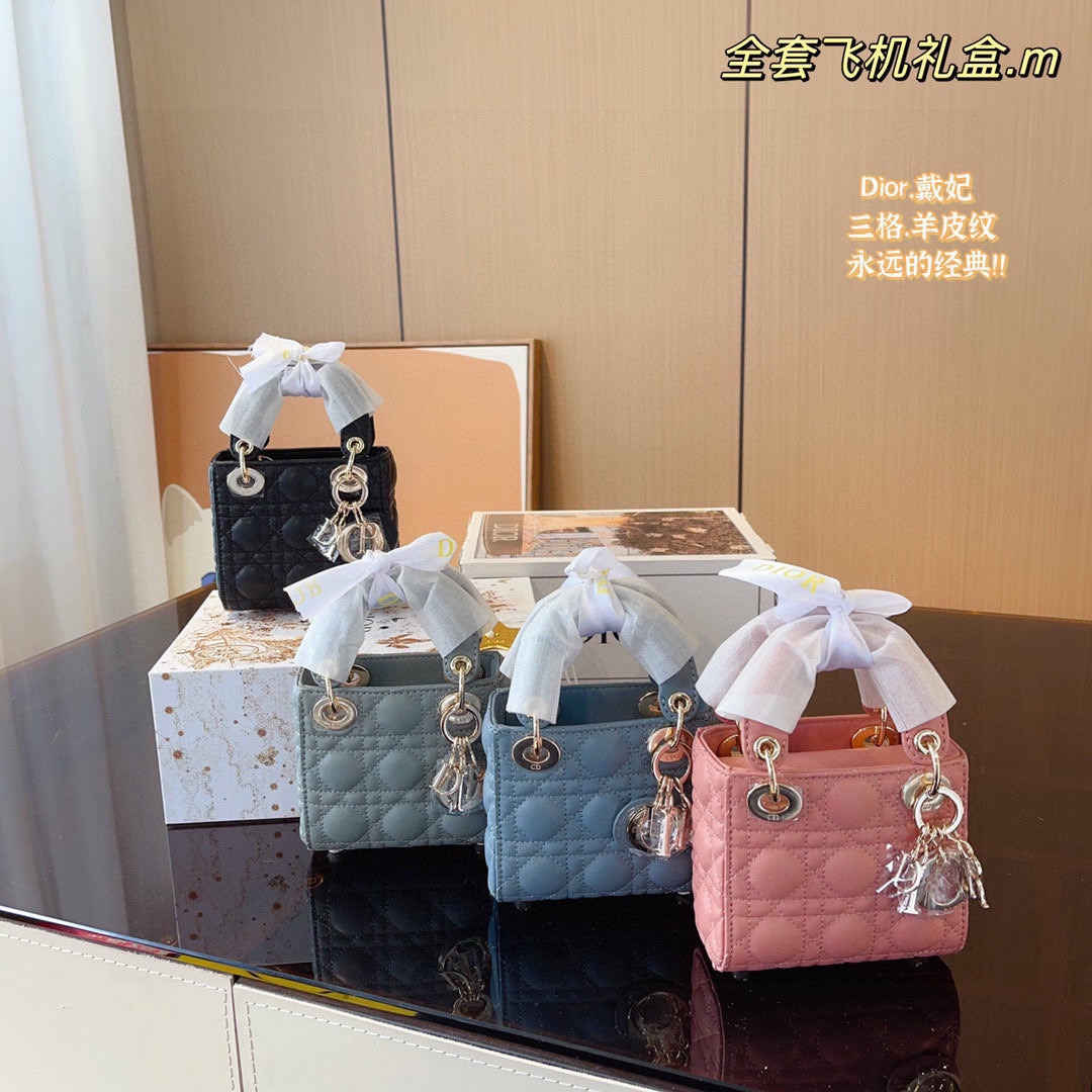 DIOR-560