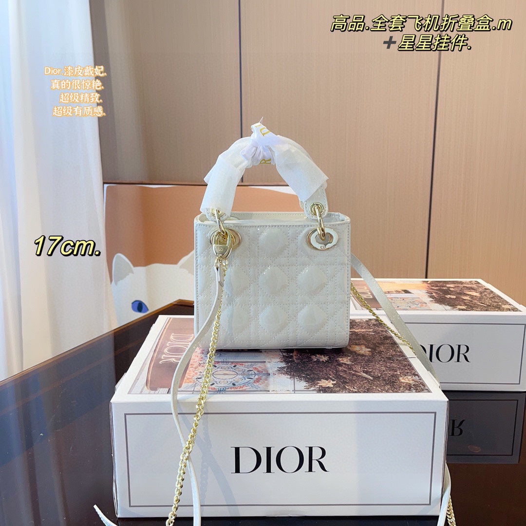DIOR-642