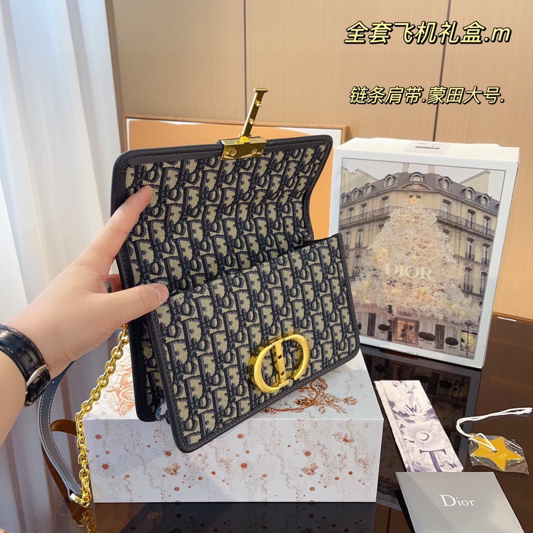 DIOR-558