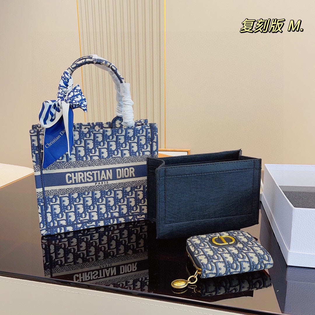 DIOR-649