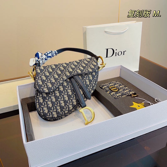 DIOR-646