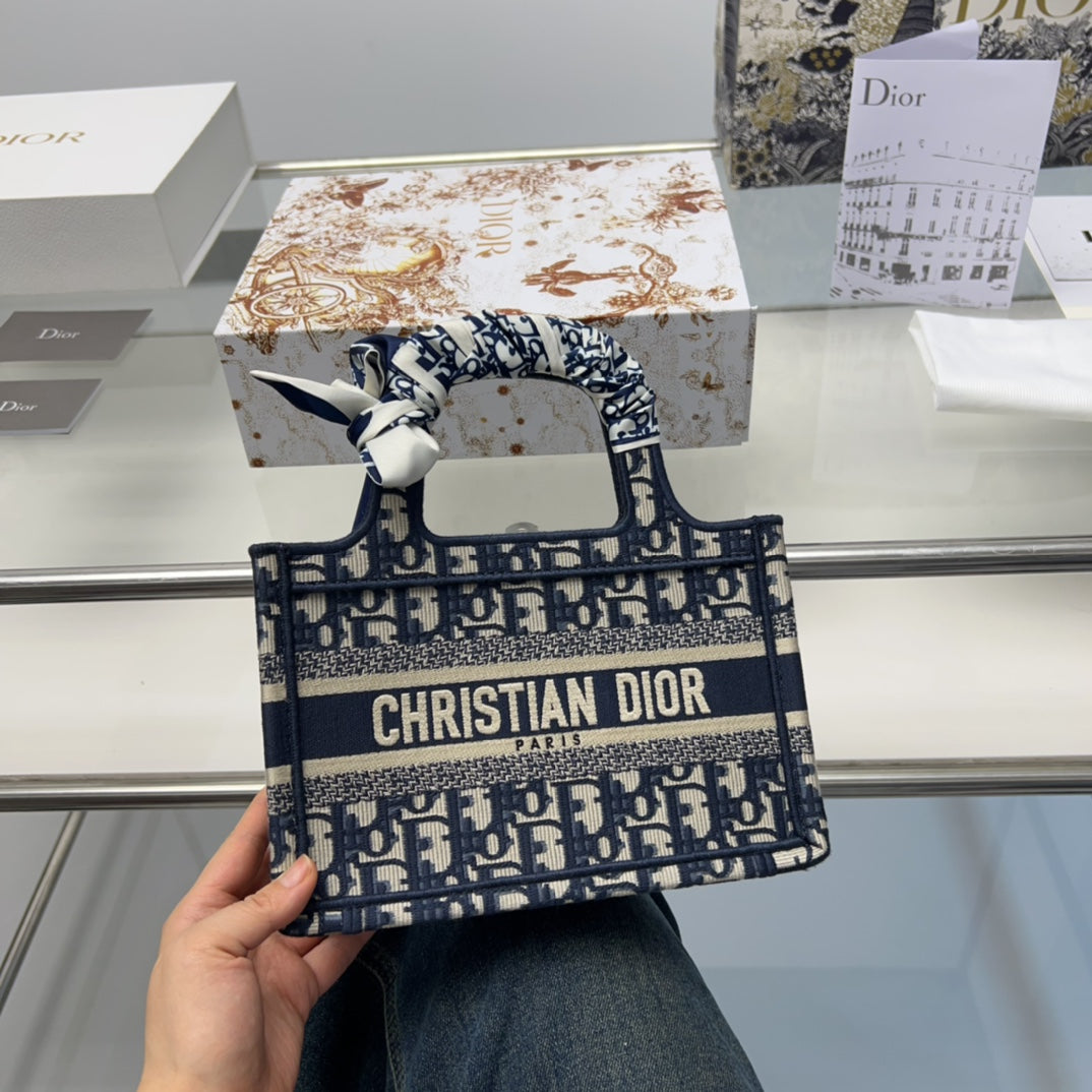 DIOR-467
